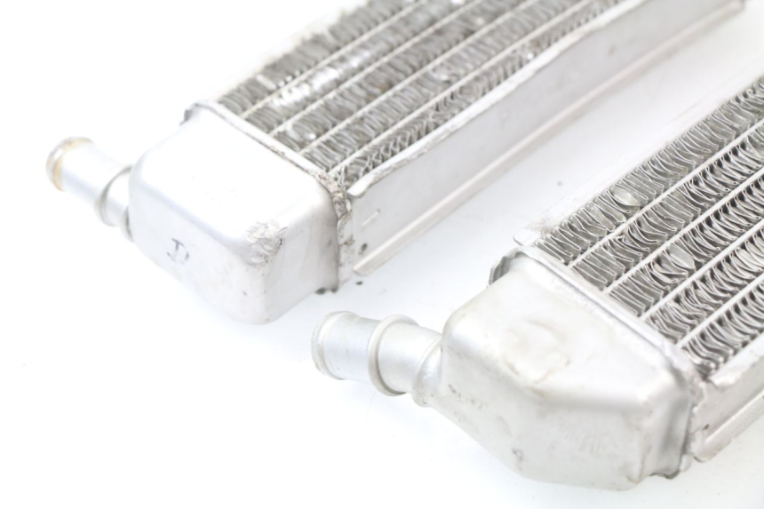 photo de RADIADOR  PEUGEOT LUDIX BLASTER 50 (2006 - 2014) - Zoom estado de uso