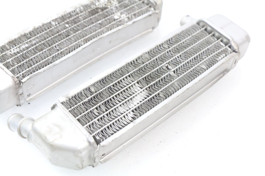 photo de RADIADOR  PEUGEOT LUDIX BLASTER 50 (2006 - 2014) - Otra perspectiva