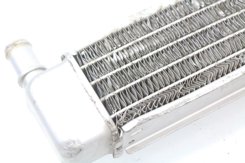 photo de RADIADOR  PEUGEOT LUDIX BLASTER 50 (2006 - 2014) - Primer plano técnico