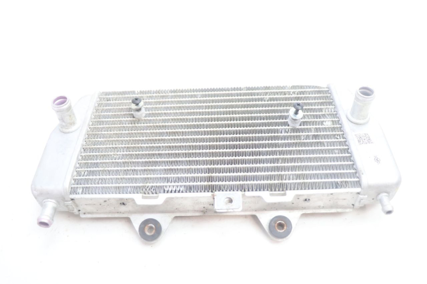 photo de RADIADOR  PIAGGIO MP3 HPE 530 (2022 - 2026) - Vista general del producto