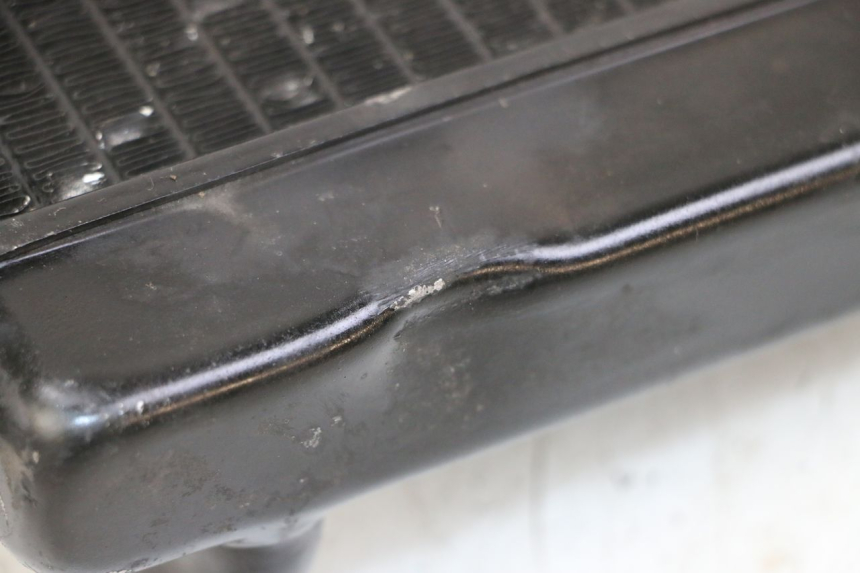 photo de RADIADOR PIAGGIO MP3 LT 400 (2007 - 2012) - Primer plano técnico