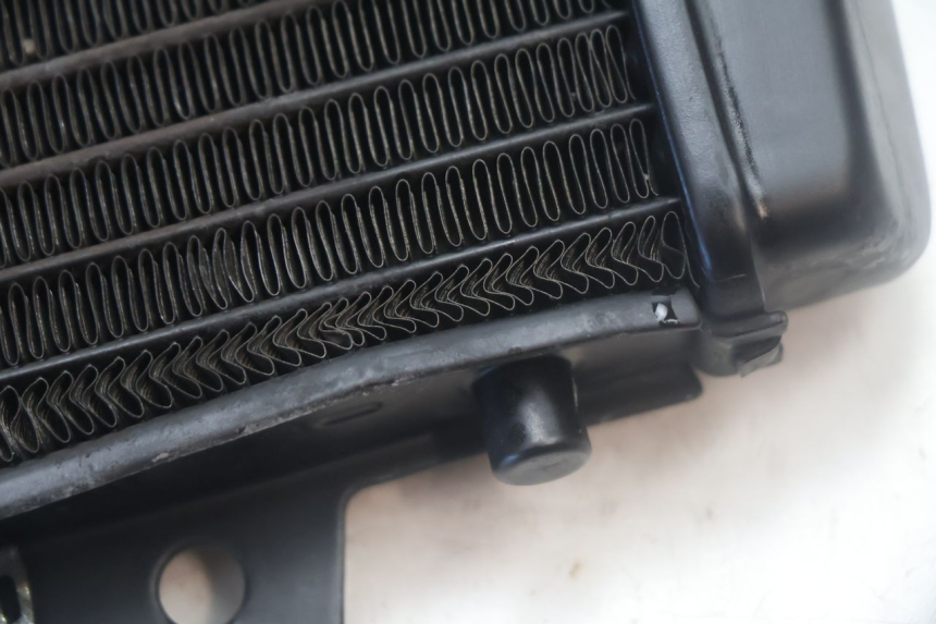 photo de RADIADOR  PIAGGIO MP3 500 (2016 - 2018) - Otra perspectiva