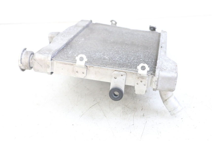 photo de RADIADOR YAMAHA MT-07 MT07 ABS 700 (2014 - 2017) - Zoom estado de uso