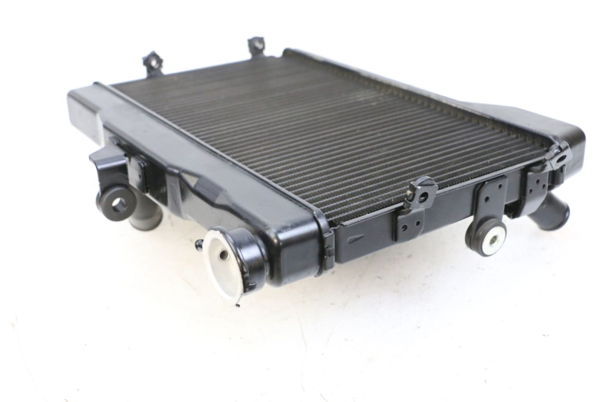 photo de RADIADOR  YAMAHA MT-07 MT07 ABS 700 (2018 - 2020) - Marcados y referencias originales