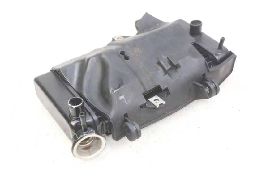 photo de RADIADOR YAMAHA MT ABS 125 (2014 - 2018) - Primer plano técnico