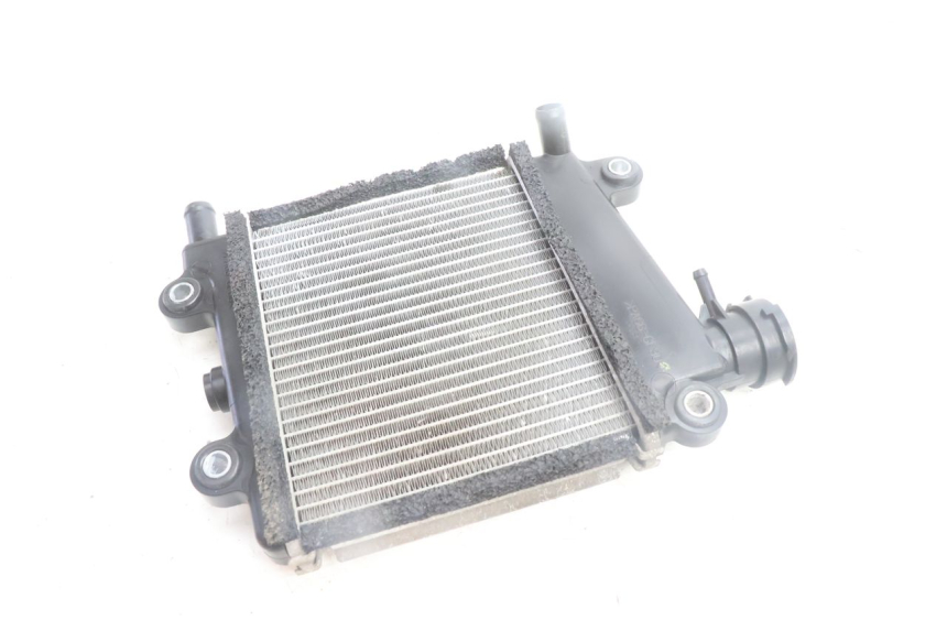 photo de RADIADOR  YAMAHA N-MAX NMAX 125 (2021 - 2024) - Detalle de la pieza