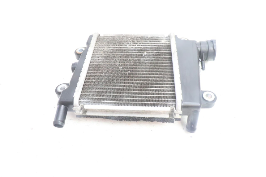 photo de RADIADOR  YAMAHA N-MAX NMAX 125 (2021 - 2024) - Marcados y referencias originales