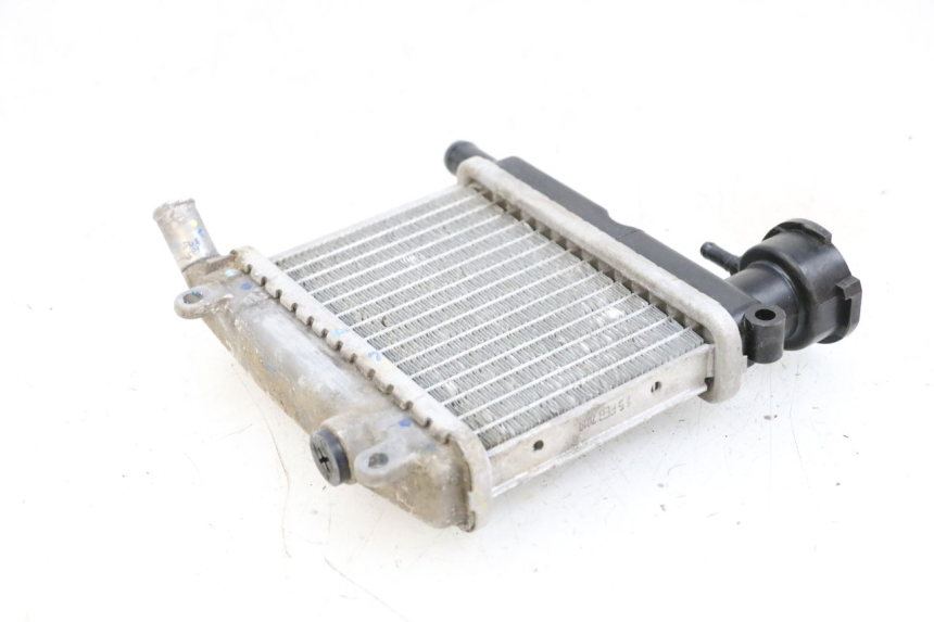 photo de RADIADOR YAMAHA NEOS NEO'S 4T 50 (2008 - 2016) - Otra perspectiva