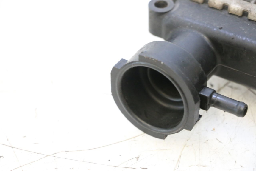 photo de RADIADOR YAMAHA NEOS NEO'S 4T 50 (2008 - 2016) - Primer plano técnico