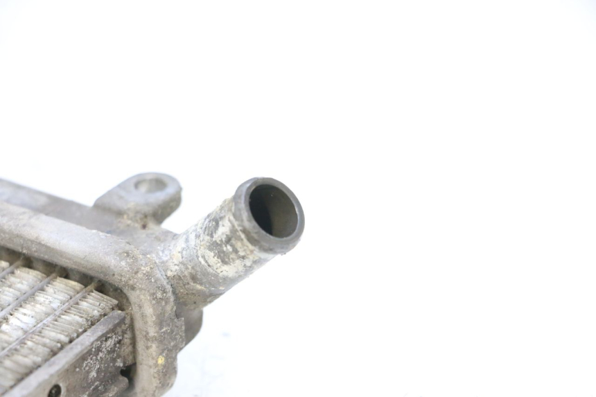 photo de RADIADOR YAMAHA NEOS NEO'S 4T 50 (2008 - 2016) - Detalles de los puntos de fijación