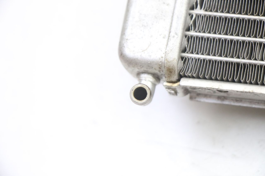 photo de RADIADOR  PIAGGIO NRG POWER PUREJET 50 (2018 - 2021) - Primer plano técnico