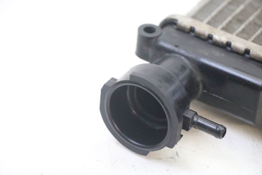 photo de RADIADOR  MBK OVETTO 4T 50 (2008 - 2016) - Zoom estado de uso