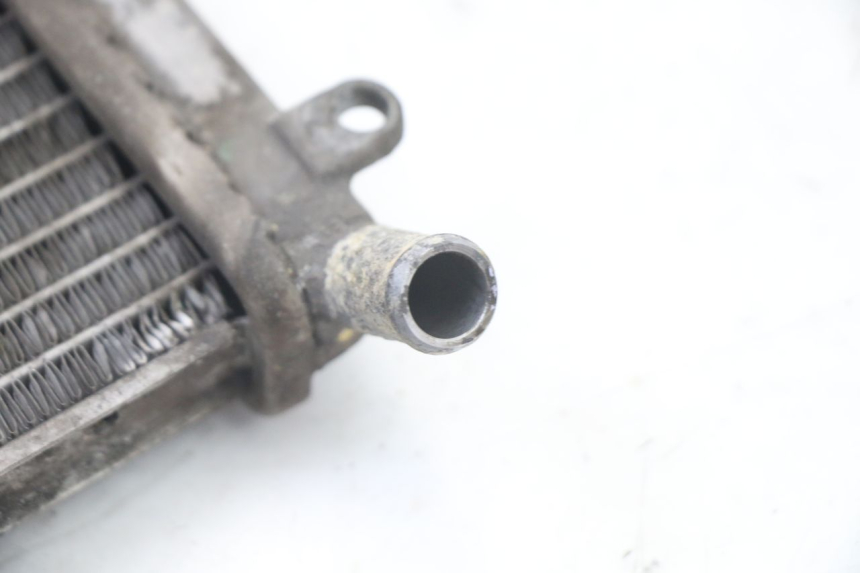 photo de RADIADOR  MBK OVETTO 4T 50 (2008 - 2016) - Primer plano técnico