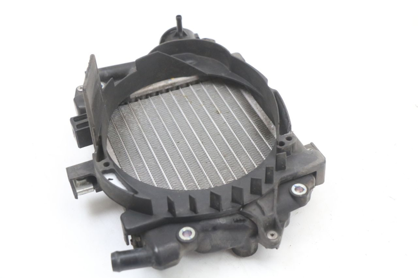 photo de RADIADOR HONDA PCX (JF28) 125 (2009 - 2011) - Vista general del producto