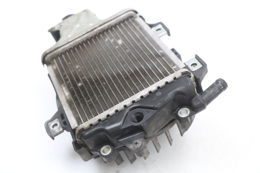 photo de RADIADOR HONDA PCX (JF47) 125 (2012 - 2013) - Detalle de la pieza