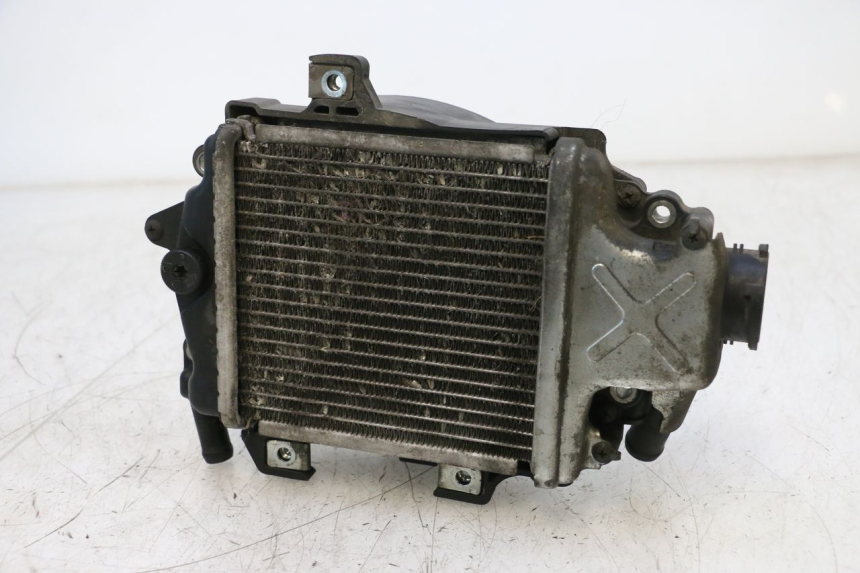 photo de RADIADOR  HONDA PCX (JF57/JF64) 125 (2014 - 2018) - Vista principal