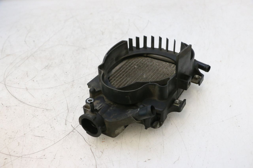 photo de RADIADOR  HONDA PCX (JF57/JF64) 125 (2014 - 2018) - Detalle de la pieza