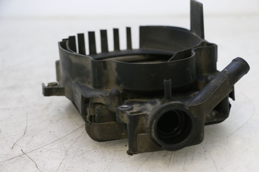 photo de RADIADOR  HONDA PCX (JF57/JF64) 125 (2014 - 2018) - Primer plano técnico