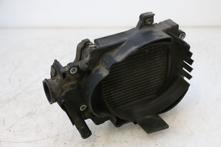 photo de RADIADOR  HONDA PCX (JF57/JF64) 125 (2014 - 2018) - Recambio usado revisado