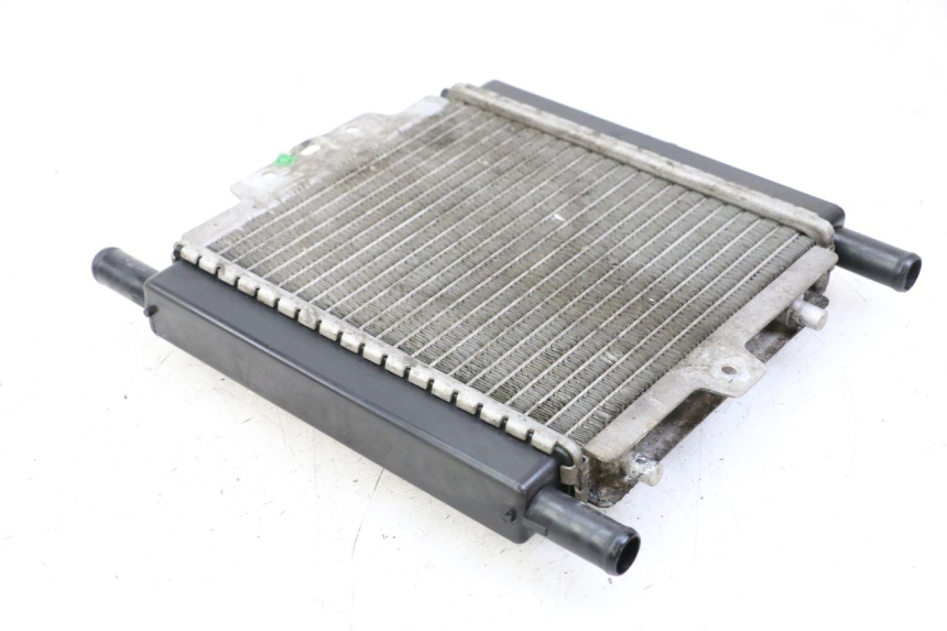 photo de RADIADOR  PEUGEOT SATELIS 125 (2013 - 2018) - Detalle de la pieza