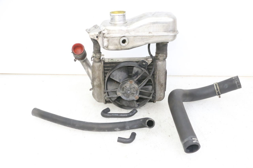 photo de RADIADOR PEUGEOT SATELIS COMPRESSOR K15 125 (2006 - 2009) - Vista general del producto