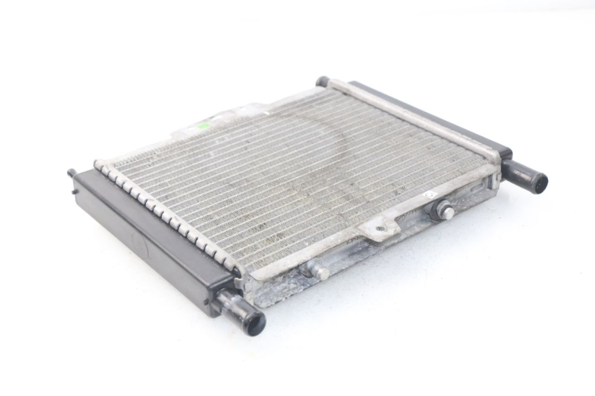 photo de RADIADOR  PEUGEOT SATELIS 300 (2012 - 2015) - Otra perspectiva