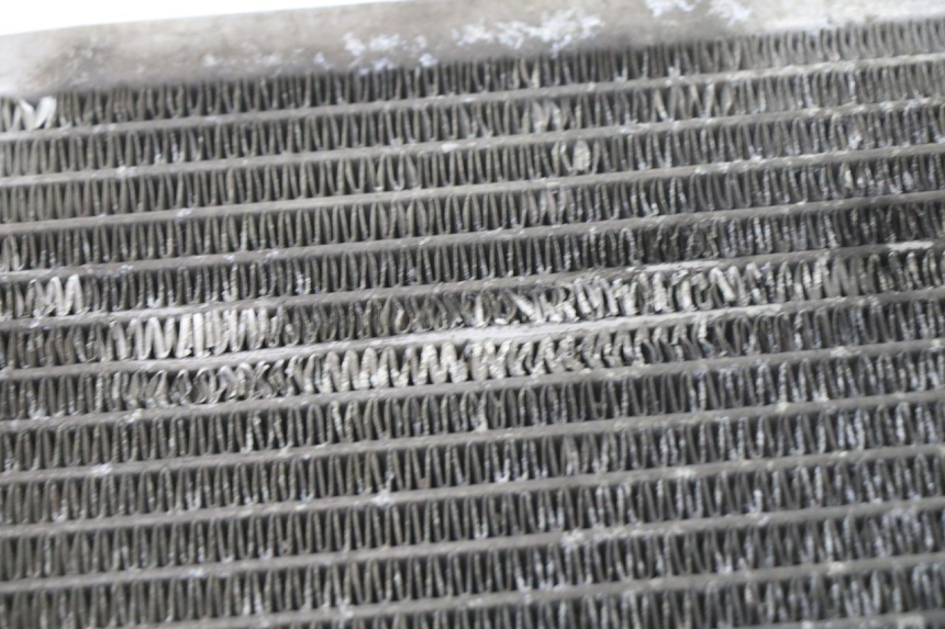 photo de RADIADOR  PEUGEOT SATELIS 250 (2006 - 2012) - Detalle de la pieza