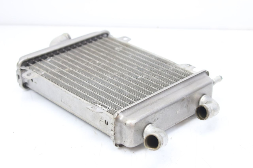 photo de RADIADOR PEUGEOT SPEEDFIGHT LC 50 (1996 - 2002) - Otra perspectiva