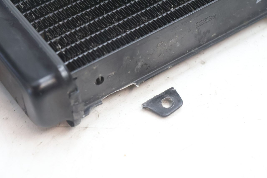 photo de RADIADOR PEUGEOT SPEEDFIGHT LC 50 (1996 - 2002) - Vista general del producto