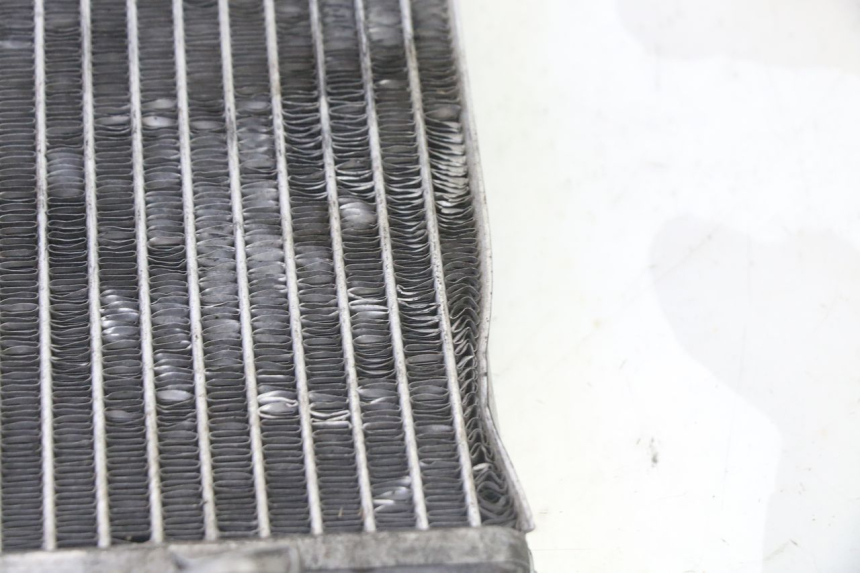 photo de RADIADOR APRILIA SR R 2T LC 50 (2018 - 2021) - Zoom estado de uso