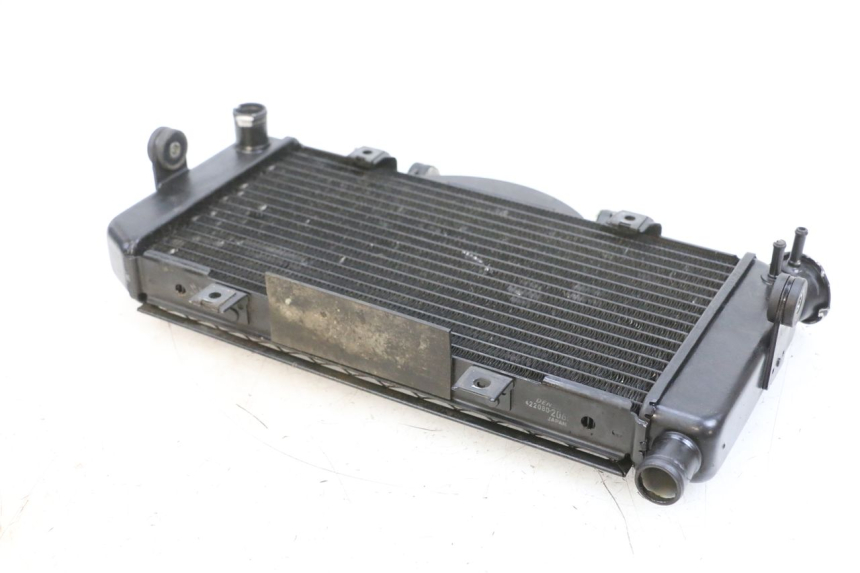 photo de RADIADOR YAMAHA TDM ABS 900 (2002 - 2014) - Primer plano técnico