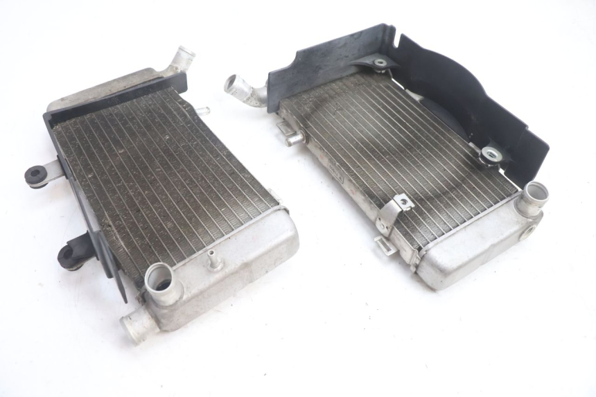 photo de RADIADOR  HONDA VFR FI RC46 800 (1998 - 2001) - Zoom estado de uso