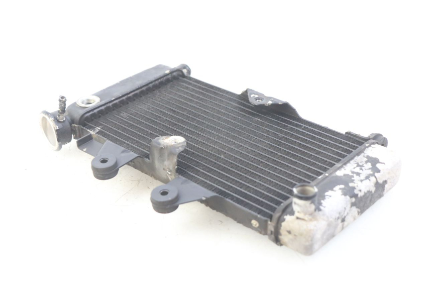 photo de RADIADOR HONDA VT C SHADOW 125 (1999 - 2007) - Detalles de los puntos de fijación