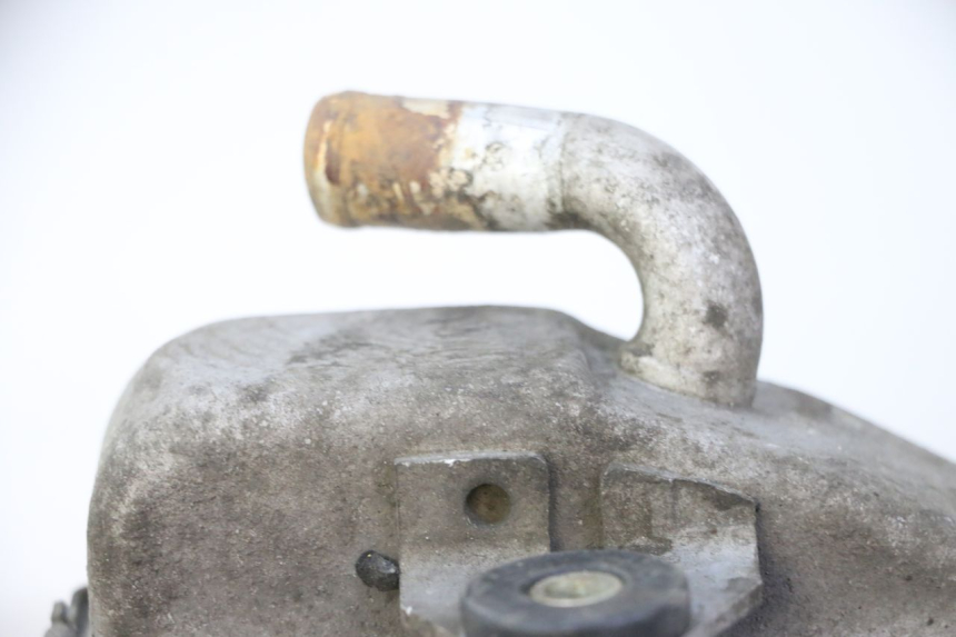 photo de RADIADOR YAMAHA XMAX X-MAX 125 (2006 - 2009) - Detalles de los puntos de fijación