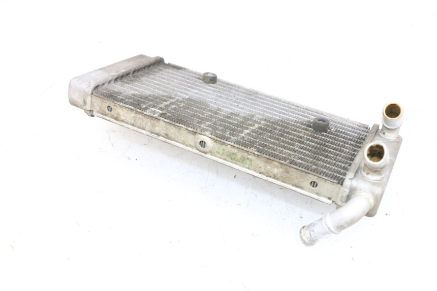 photo de RADIADOR YAMAHA X-MAX XMAX 125 (2010 - 2013) - Detalles de los puntos de fijación