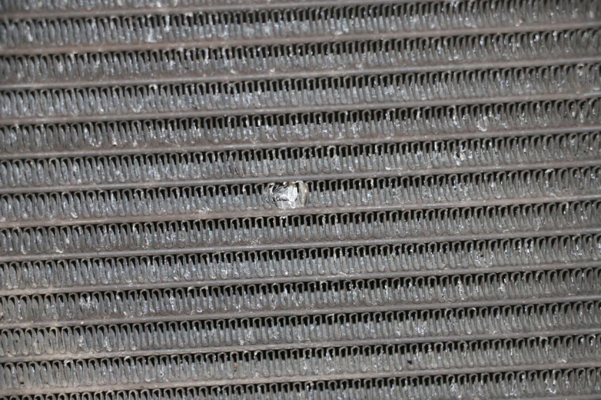 photo de RADIADOR  YAMAHA XJ6 ABS 600 (2008 - 2016) - Estado de la superficie y material