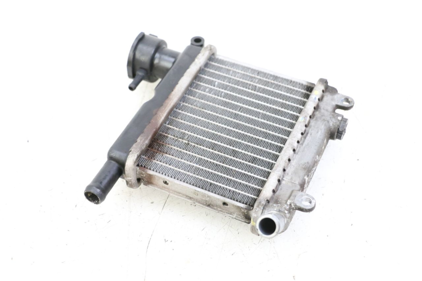 photo de RADIADOR YAMAHA NEOS NEO'S 4T 50 (2008 - 2016) - Otra perspectiva