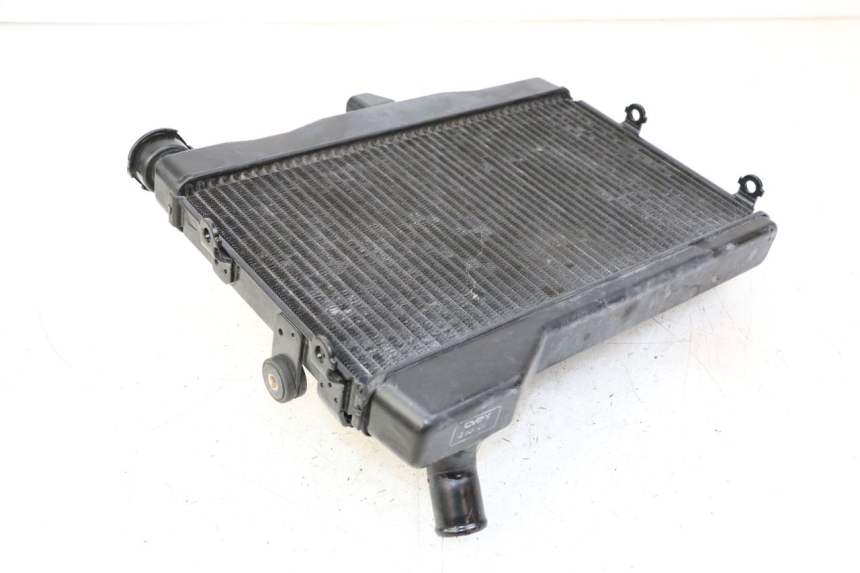 photo de RADIADOR  YAMAHA TRACER 7 700 (2020 - 2024) - Primer plano técnico