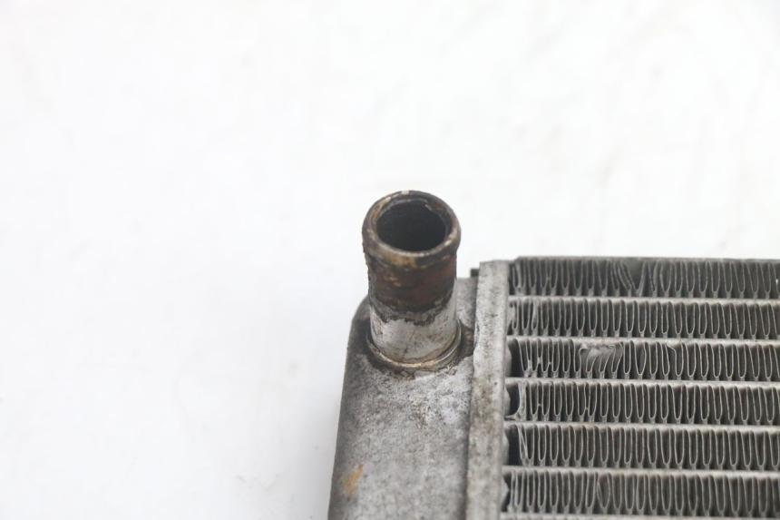 photo de RADIADOR YAMAHA YP MAJESTY 125 (1998 - 2001) - Primer plano técnico
