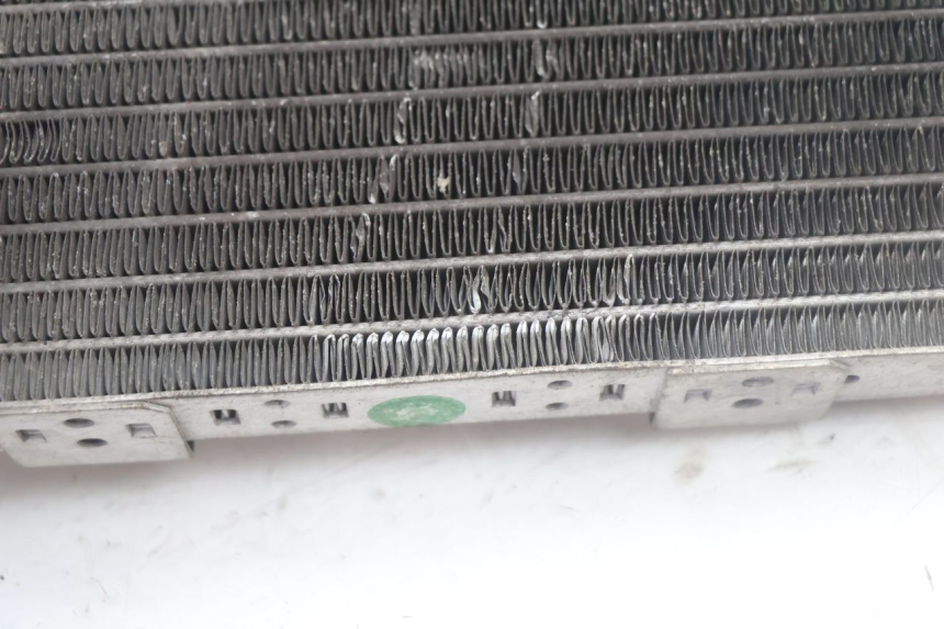 photo de RADIADOR  YAMAHA YP MAJESTY 125 (2007 - 2010) - Zoom estado de uso