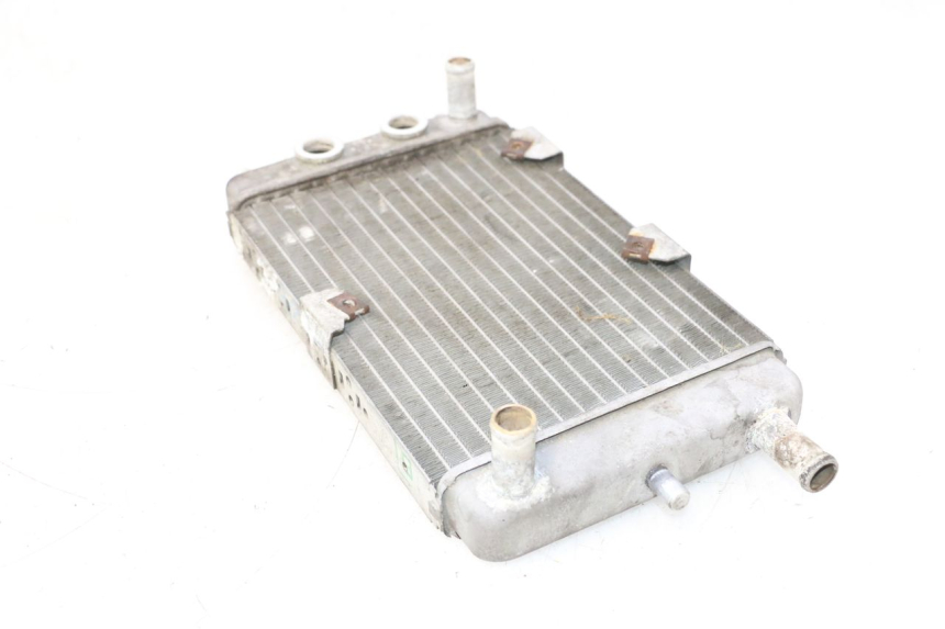 photo de RADIADOR YAMAHA YP MAJESTY 125 (2002 - 2006) - Otra perspectiva