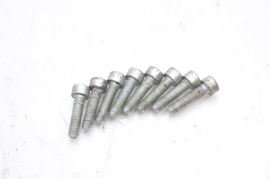 photo de CILINDRO RECEPTOR DE EMBRAGUE CAN-AM SPYDER RS 1000 (2008 - 2012) - Estado de la superficie y material