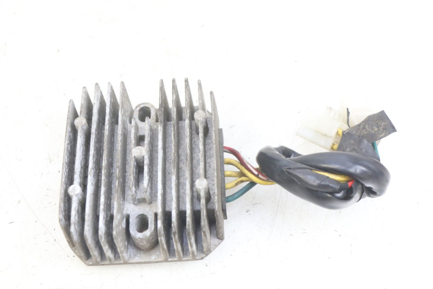 photo de REGULADOR DE CARGA KYMCO AGILITY 16+ 4T 50 (2018 - 2023) - Vista principal