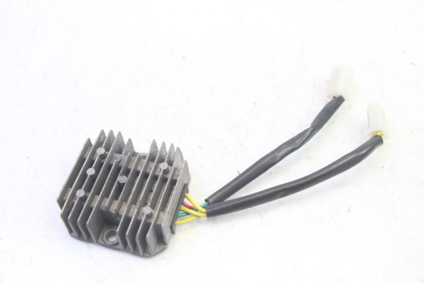 photo de REGULADOR DE CARGA KYMCO AGILITY 16+ 4T 50 (2018 - 2023) - Vista principal