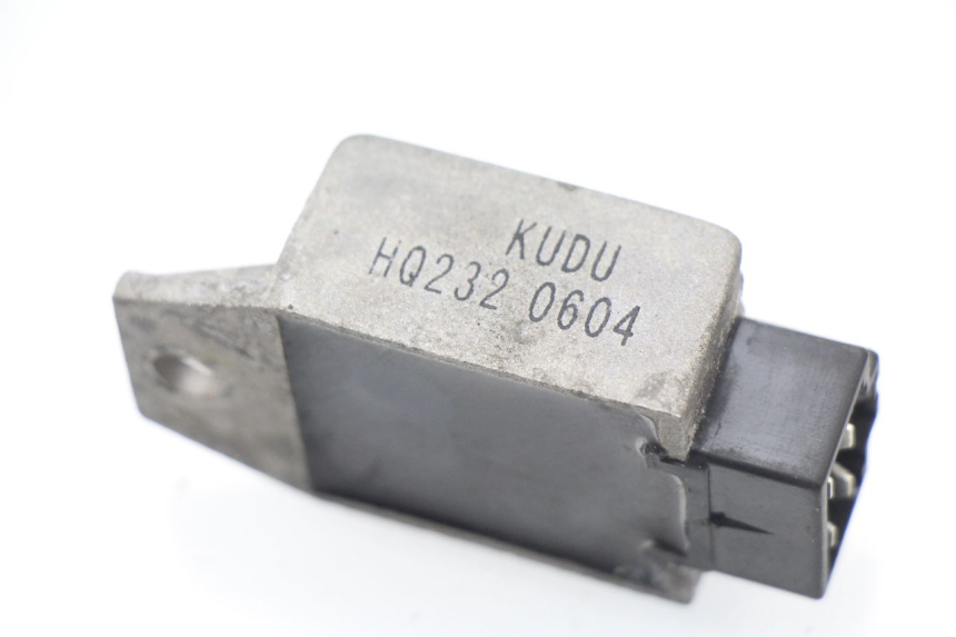 photo de REGULADOR DE CARGA KYMCO AGILITY 4T 50 (2005 - 2018) - Zoom estado de uso