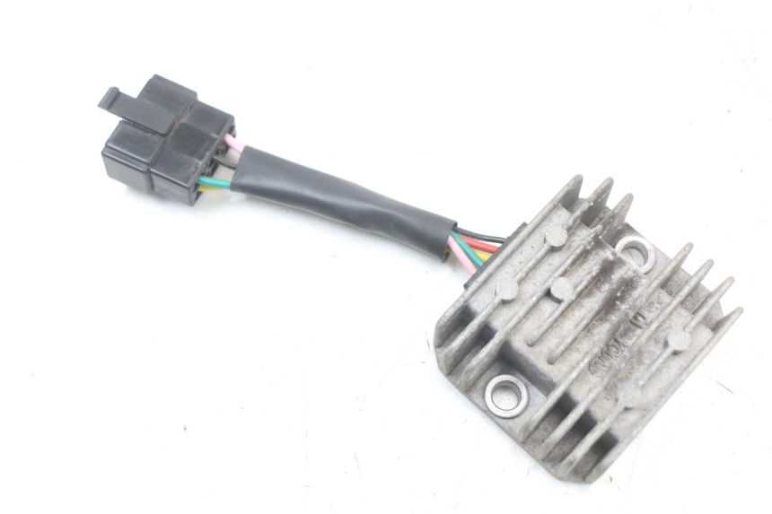 photo de REGULADOR DE CARGA KYMCO AGILITY 4T 50 (2018 - 2022) - Detalle de la pieza