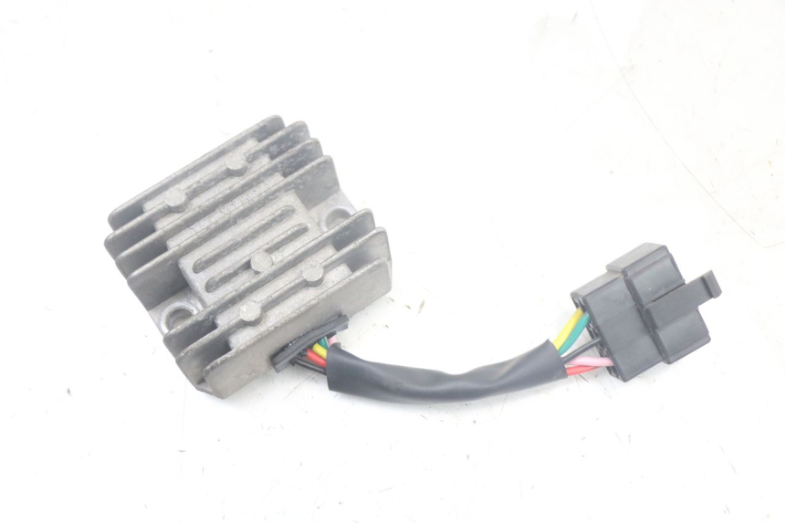 photo de REGULADOR DE CARGA KYMCO AGILITY 4T 50 (2018 - 2022) - Detalle de la pieza