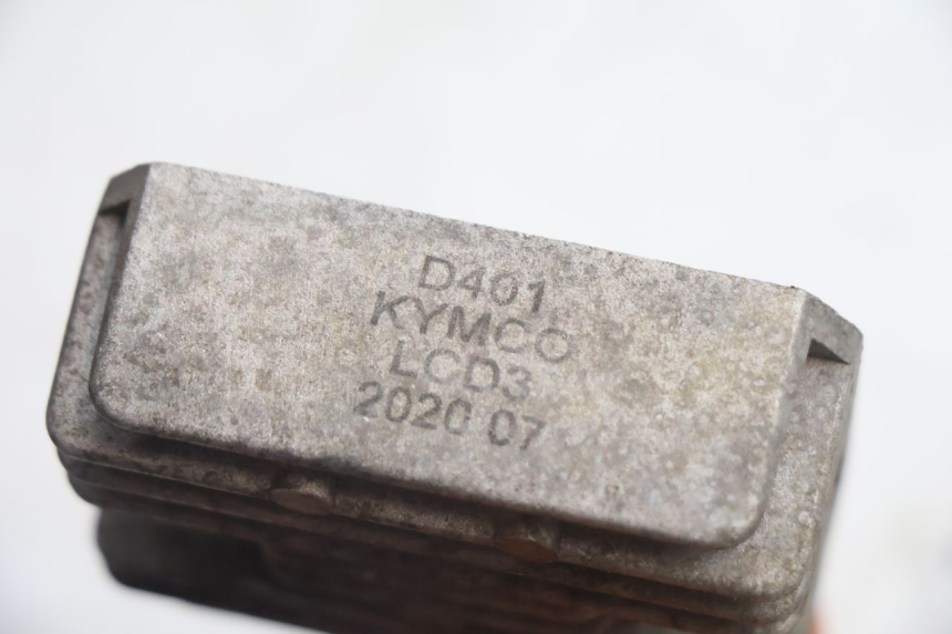 photo de REGULADOR DE CARGA KYMCO AGILITY 4T 50 (2018 - 2022) - Primer plano técnico