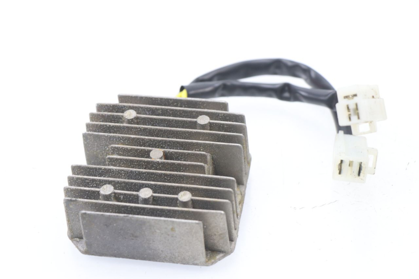 photo de REGULADOR KYMCO AGILITY CITY 16P 125 (2015 - 2021) - Primer plano técnico