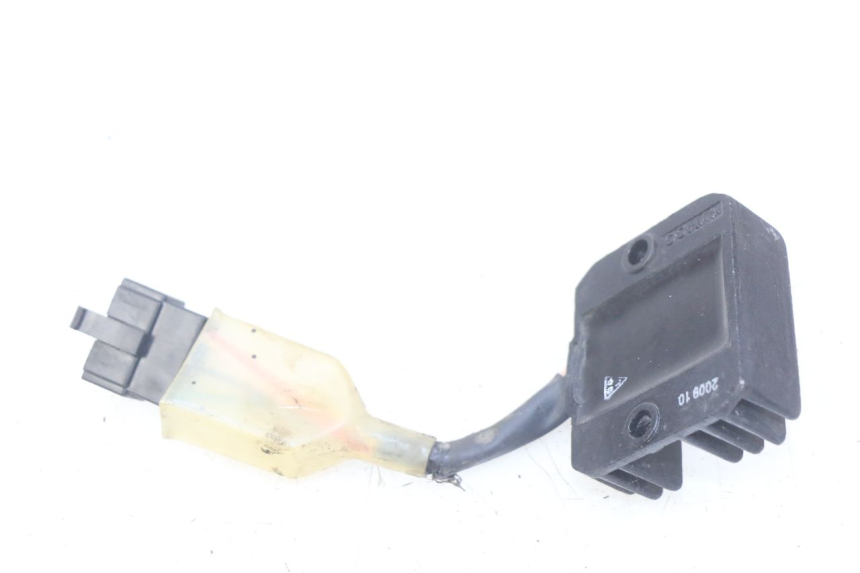 photo de REGULADOR DE CARGA KYMCO AGILITY RS 4T 50 (2009 - 2013) - Detalle de la pieza